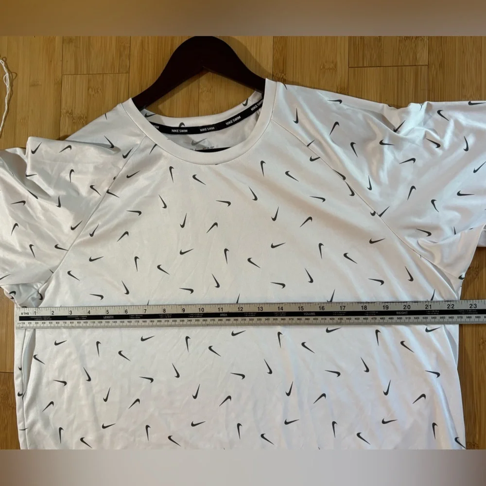 Nike Dri-FIT Men’s Large White T-Shirt All Over Black Swoosh Print Activewear